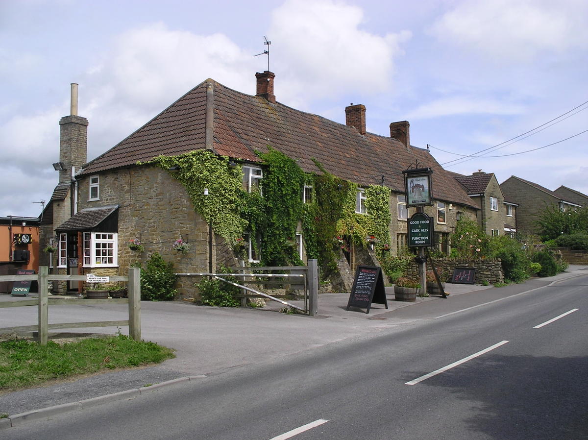 The Bell Inn - Ash